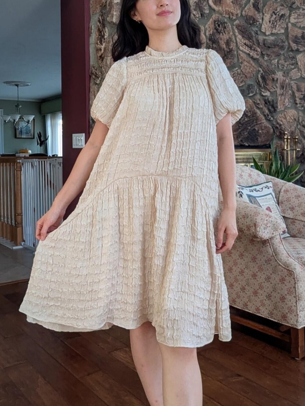 Women’s Cream Textured Short-Sleeve Dress